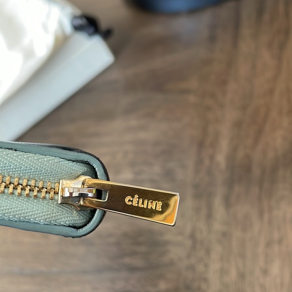Celine Leather Zippy Wallet with box and dustbag - Picture 4 of 16